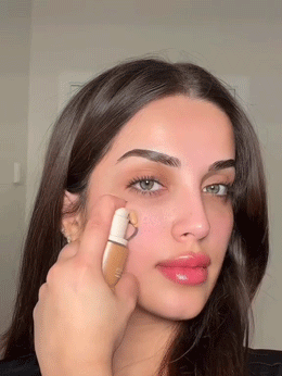 SHEGLAM Skinfinite Feuchtigkeitsspendende Foundation-Sand